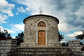 Храм-памятник на месте убиения мирных жителей в годы Второй мировой войны