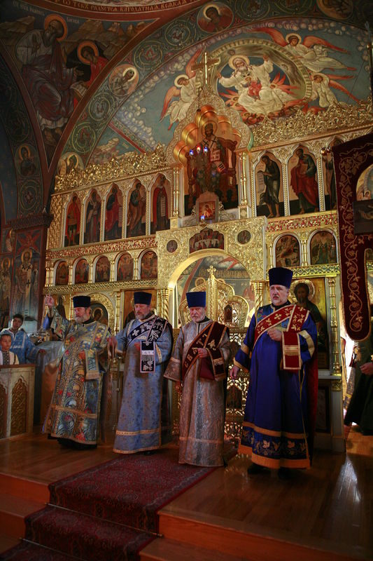  40-      -  - . :   / .