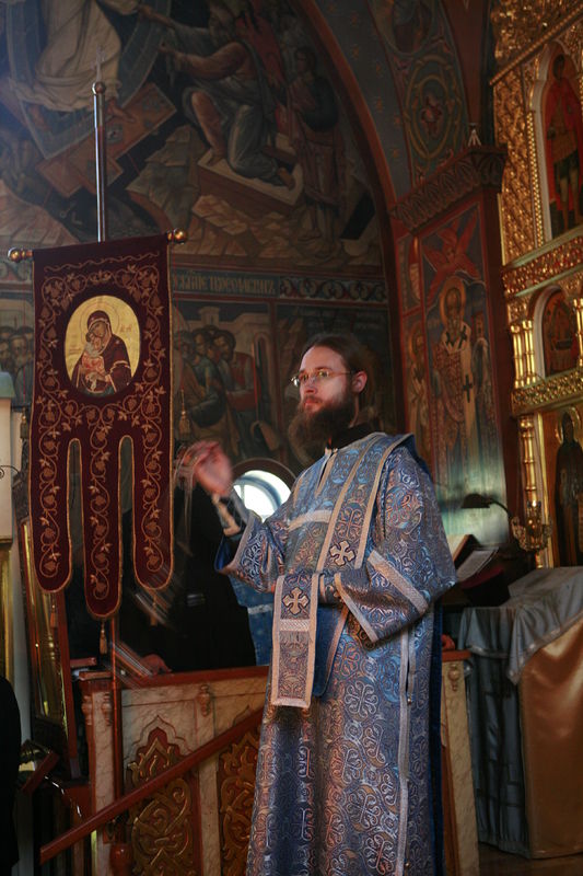  40-      -  - . :   / .