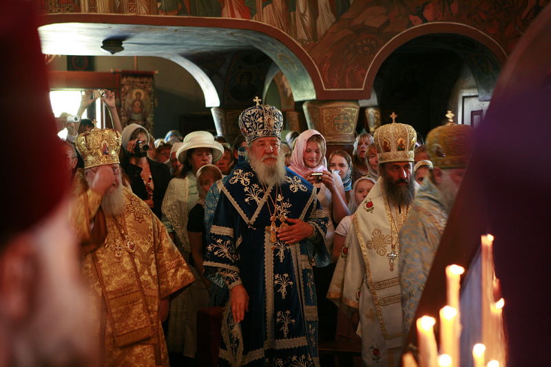  40-      -  - . :   / .