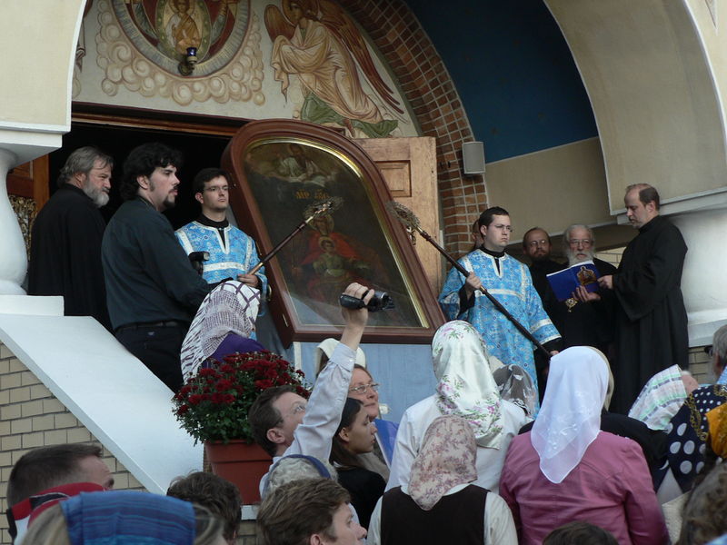  40-      -  - . :   / .