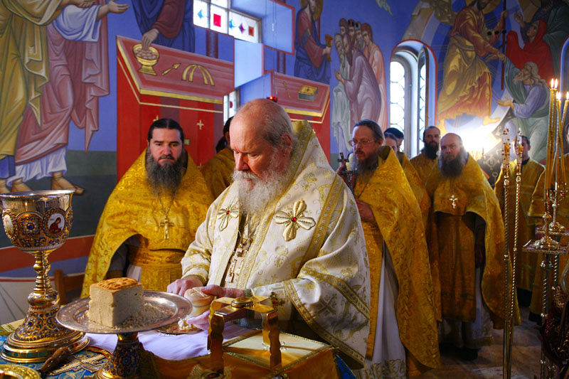 Патриаршее освящение храма Смоленского скита Валаамского монастыря 17 сентября 2007 г.. Фото: Патриархия.Ru