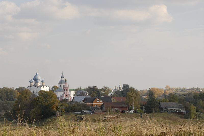 Вид на Суздальский кремль. Фото: Антон Поспелов / Православие.Ru