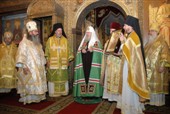 Вручение иконы святителя Киприана митрополиту Варненскому Кириллу