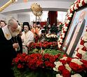 His Holiness Patriarch Kirill presents relics of St. Seraphim of Sarov to Pontian parish near Athens