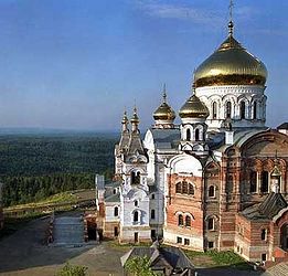 Крестовоздвиженский собор Белогорского монастыря 
