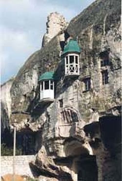 Свято-Климентовская Инкерманская монашеская обитель 