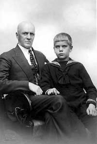 Вячеслав с отцом Василием Васильевичем 