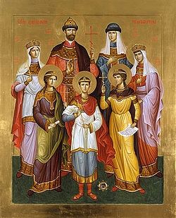 Царственные страстотерпцы. Икона, написанная сестрами Ново-Тихвинского монастыря