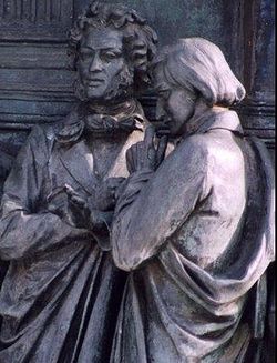 Пушкин и Гоголь, фрагмент памятника 1000-летие России