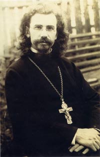 Священник Иоанн Крестьянкин в день рукоположения во иерея 25 октября 1945 г.