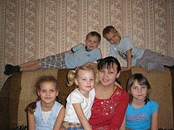 Матушка Ольга с семьей