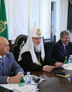 Загрузить увеличенное изображение. 800 x 534 px. Размер файла 208790 b.
 Заседание Попечительского совета Фонда поддержки строительства храма св. вмц. Екатерины в Риме