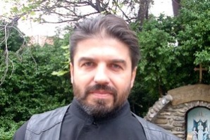 Священник Сильвестр Янакиев, настоятель храма Св. Софии в Сливене, Болгарская Православная Церковь