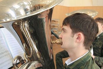 Загрузить увеличенное изображение. 640 x 427 px. Размер файла 69993 b.
 В училище преподают не только музыкальные дисциплины, но и общеобразовательные. И все же главным остаются занятия на инструменте