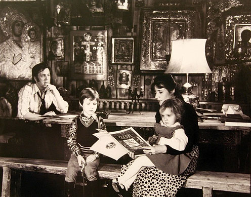 Илья Глазунов с семьей