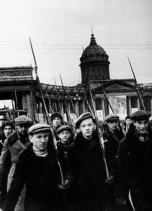 Ленинградские ополченцы уходят на фронт