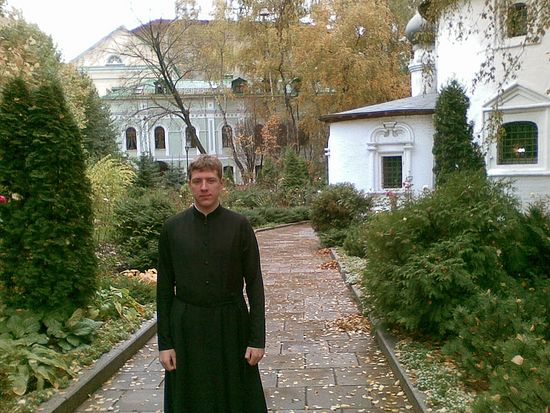 Загрузить увеличенное изображение. 800 x 600 px. Размер файла 171387 b.
 Семинарист Георгий Чирков в Сретенском монастыре