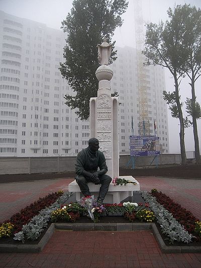 Памятник В.М. Клыкову в Курске. Автор – Андрей Клыков