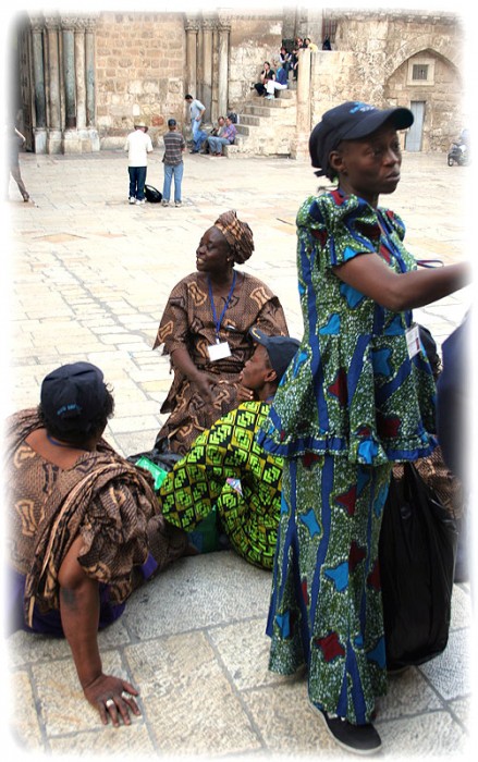 Все народы у Гроба Господня. Фото: Ольга Тищенко