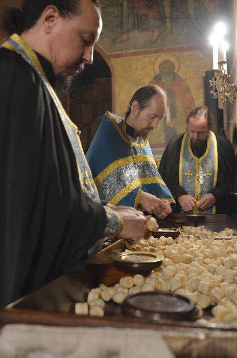 Проскомидия. Фото: А.Камальдинов / Православие.Ru