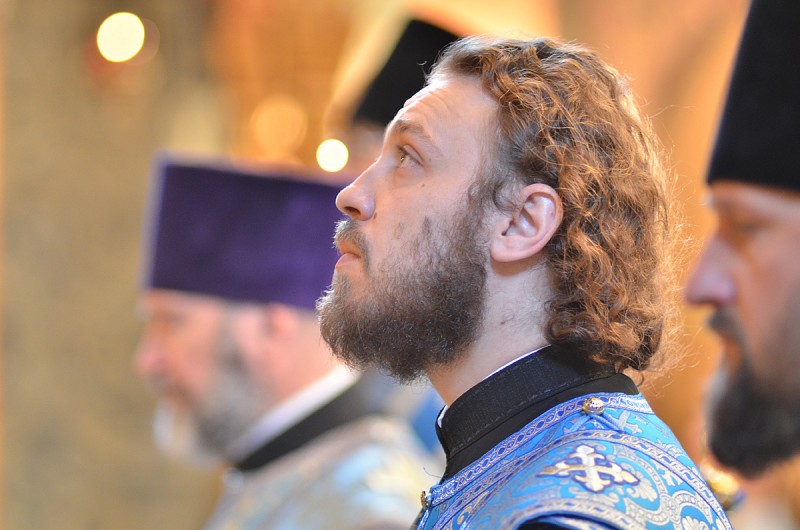 Диаконы на солее. Фото: А.Горяинов / Православие.Ru