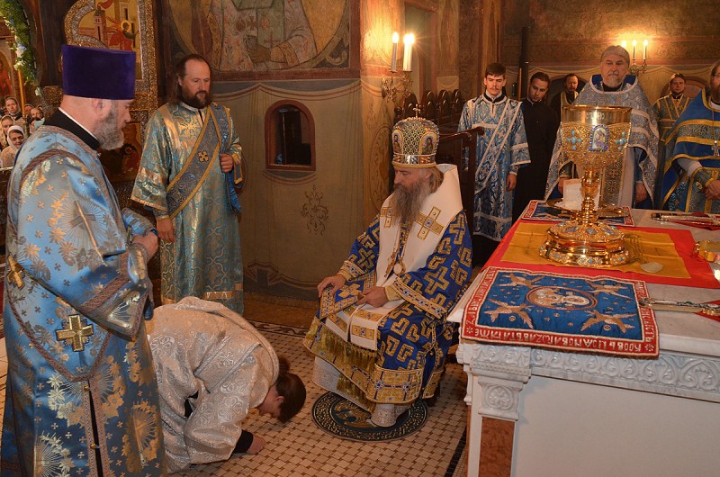 Диаконская хиротония монаха Никиты. Фото: А.Горяинов / Православие.Ru