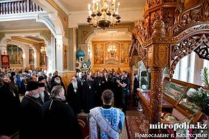 Moleben before the relics of Holy Hieromartyr Nicholas of Alma Ata, in the St. Nicholas Cathedral, Alma Ata.