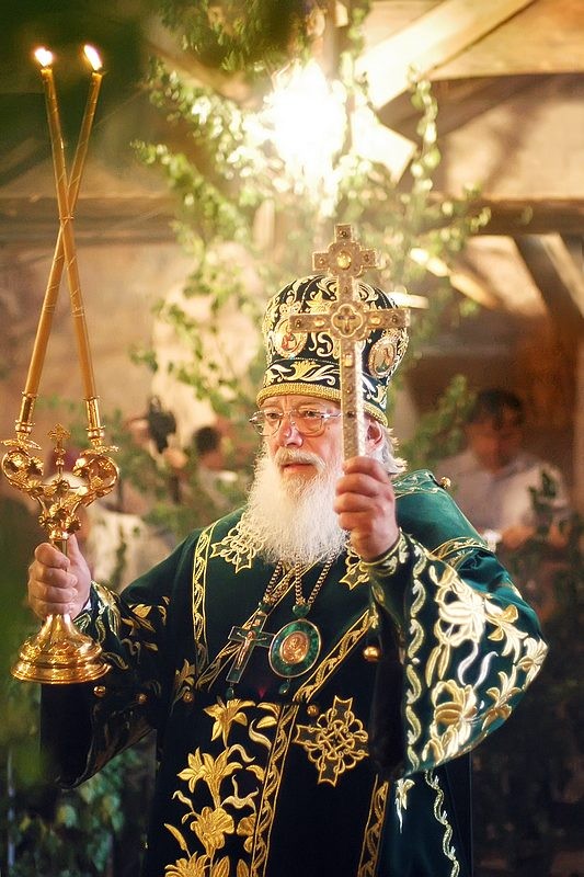 Архиерей. Фото: Александр Осокин