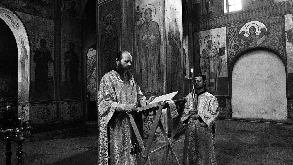 Чтение Евангелия от Матфея. Фото: Александр Осокин