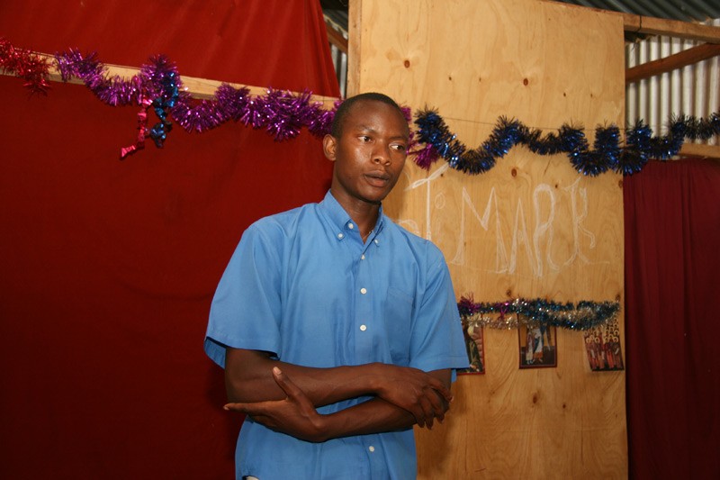 A seminarian gives the sermon. A seminarian gives a sermon in the church of the Holy Apostle Mark. Seminary students are obligated to do missionary work at parishes that sent them to study.  Photo: Denis Makhanko 