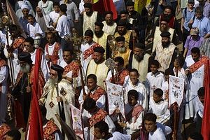 Загрузить увеличенное изображение. 450 x 300 px. Размер файла 78156 b.
 Coptic Christian festival in upper Egypt. Photo from Orthodox Wiki.