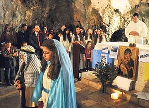 Празднование Рождества Христова в церкви святого Петра в Хатае. Фото: AA.