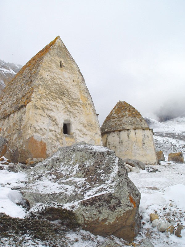 КБР. Верхняя Балкария. Мавзолеи