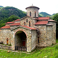 Древние храмы в горах