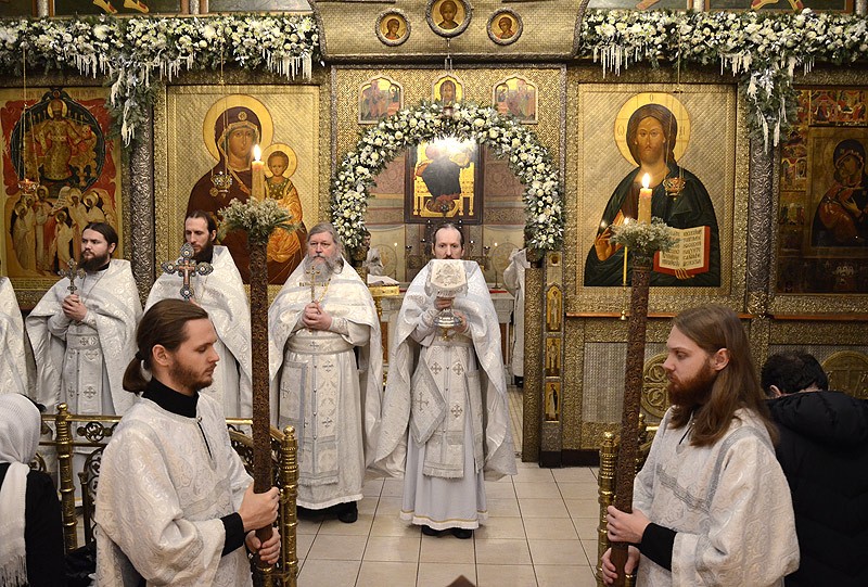 Крещенский сочельник в Сретенском монастыре.  Фото: Антон Камальдинов