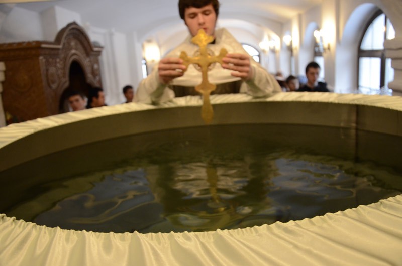 Крещенский сочельник в Сретенском монастыре.  Фото: Антон Камальдинов