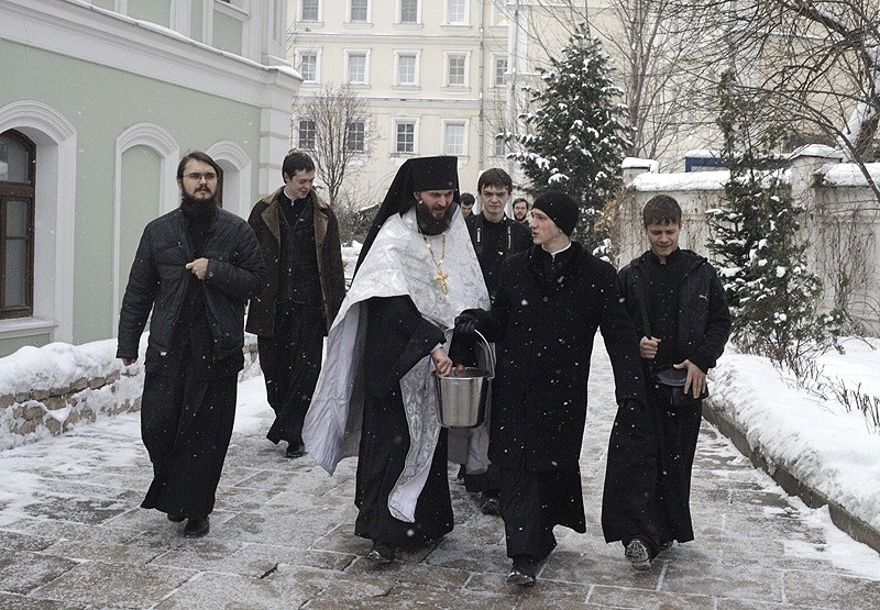 Крещенский сочельник в Сретенском монастыре.  Фото: Иван Правдолюбов