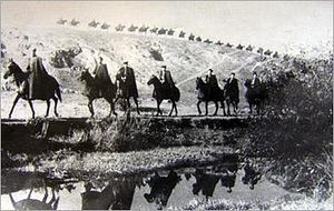 Массовый красный террор против казачества как социальной и культурной общности начался еще в 1917 г. с принятия декрета «Об уничтожении сословий и гражданских чинов»