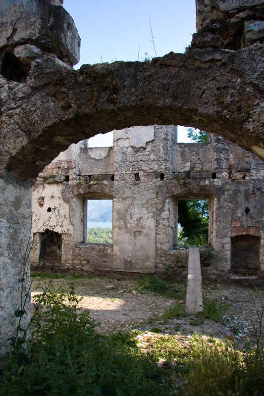 Враньина. Старый монастырский корпус.. Фото: Карина Дрыганова