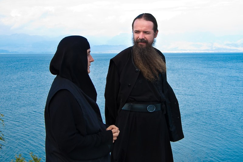 Духовный маяк на Скадарском озере. Фото: Карина Дрыганова