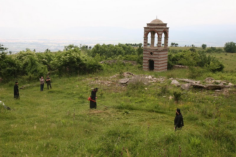 Косово и Метохия: поруганные святыни