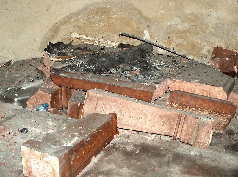 Косово и Метохия: поруганные святыни