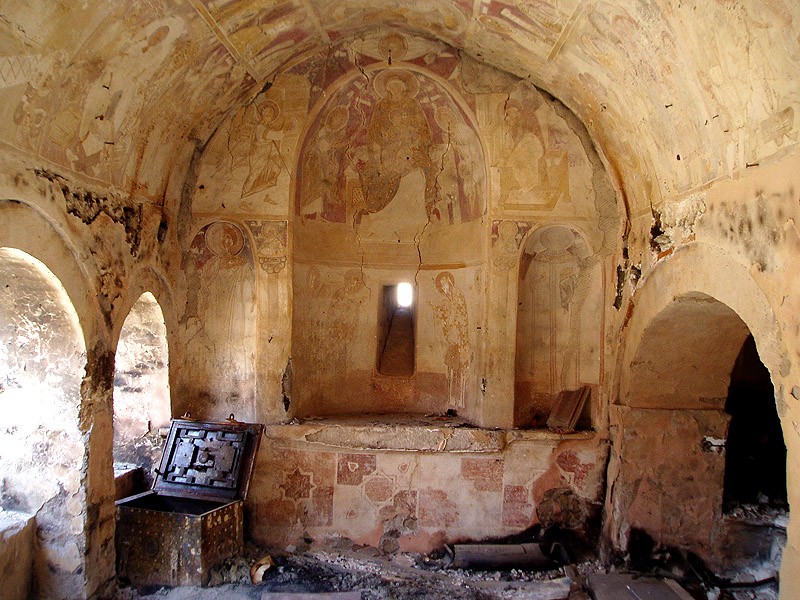 Косово и Метохия: поруганные святыни