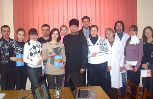 Протоиерей Никита Заверюха на встрече со студентами. 