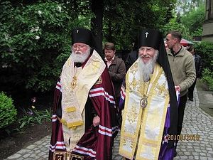 Архиепископ Берлинский и Германский Феофан и Архиепископ Берлинский и Германский Марк (РПЦЗ МП), Дрезден, 20.05.2010