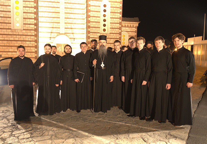 Гости из Москвы с владыкой Феодосием. Фото: Антон Камальдинов