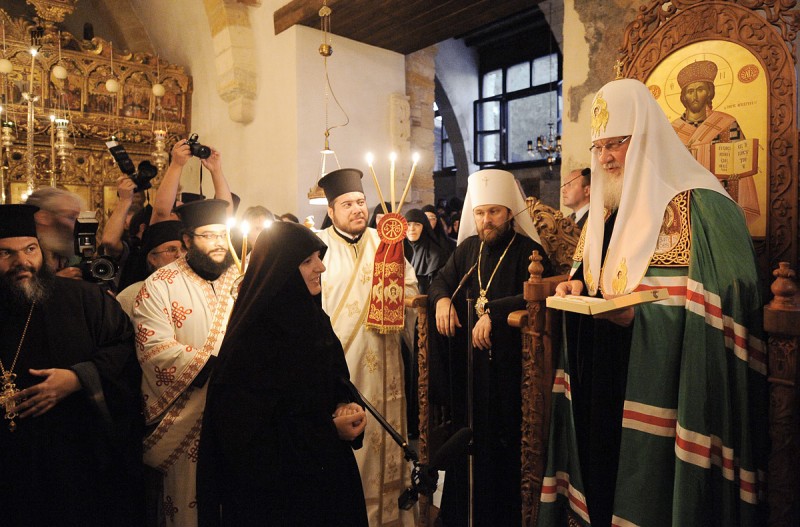Первосвятительский визит в Кипрскую Церковь.  8 июня 2012 года Святейший Патриарх Московский и всея Руси Кирилл, совершающий официальный визит в Кипрскую Православную Церковь, посетил женский монастырь святого Ираклидия.
