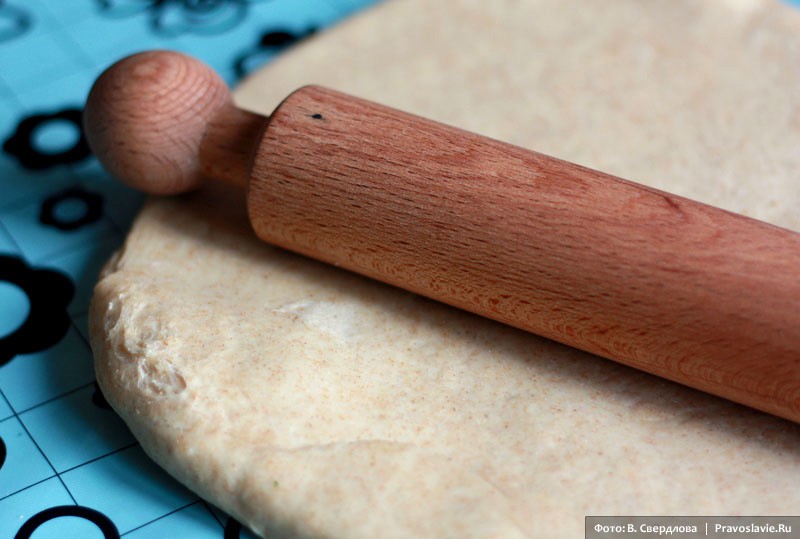 Пирог со шпинатом и рисом: готовим тесто. Рецепт: Постные пироги «с собой»  Фото: Виктория Свердлова / Православие.Ru