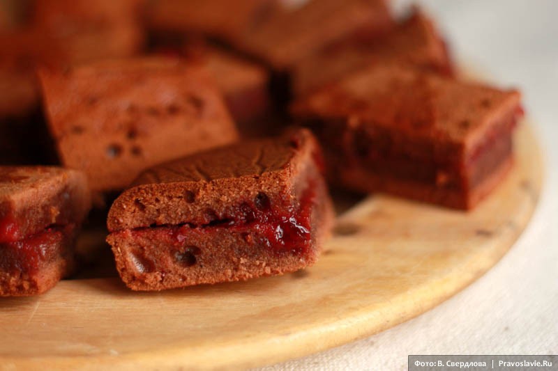 Медовая коврижка . Рецепт: Постные праздники  Фото: Виктория Свердлова / Православие.Ru